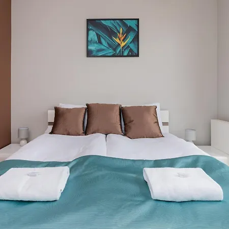 Apartman Panorama Spacious By Renters